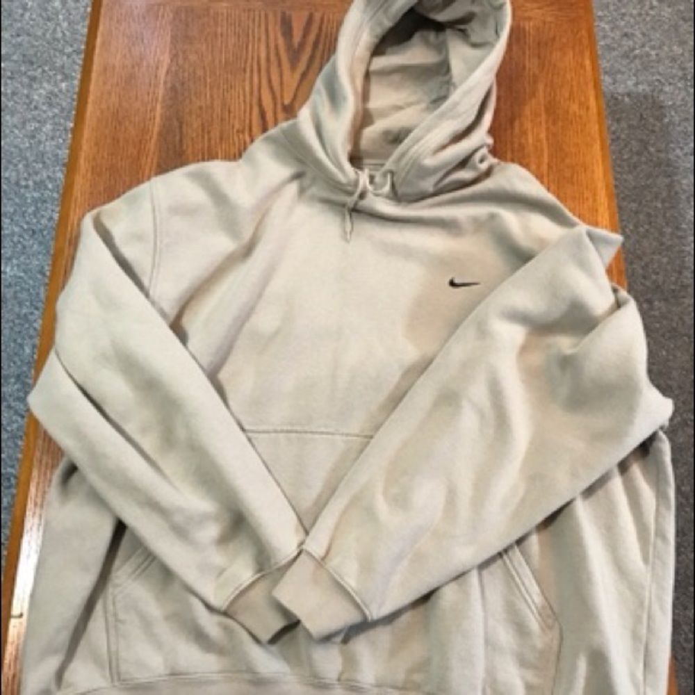 Nike pullover hoodie